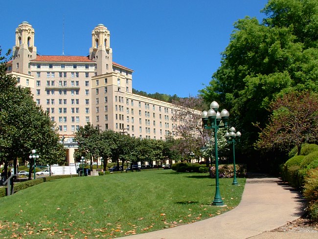 Arlington Resort Hotel