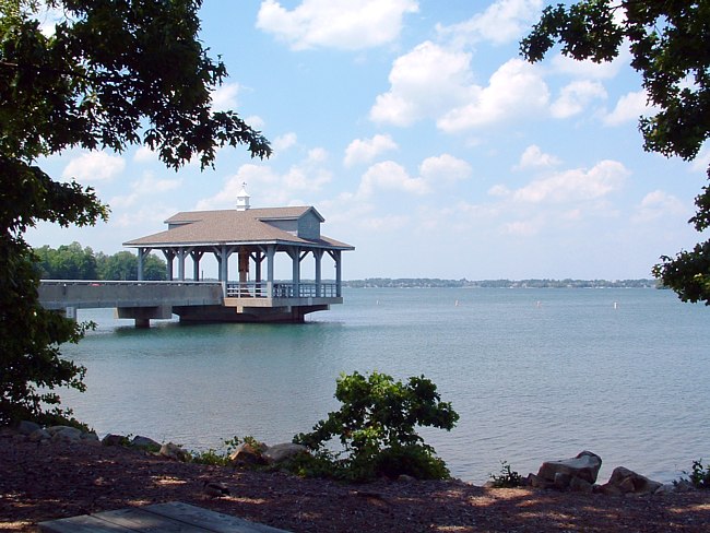 Lake Norman - Blyth Landing