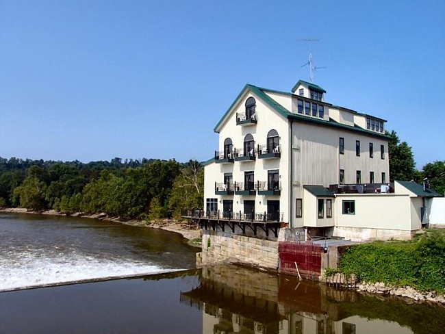 Stockport Mill Inn - Stockport, Ohio