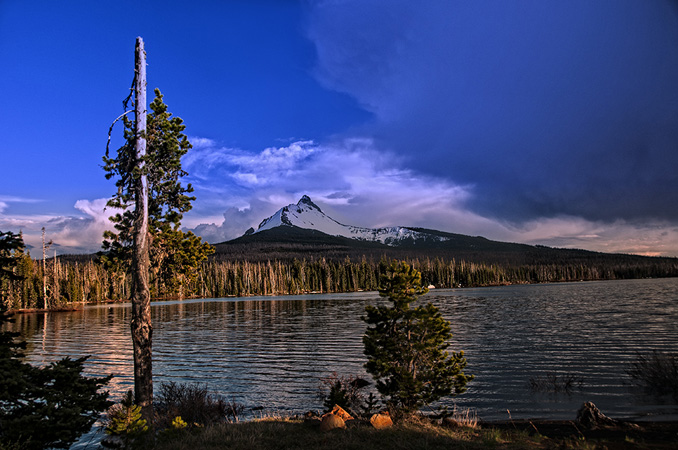 Mount Washington From Big Lake - Cascadia, Oregon