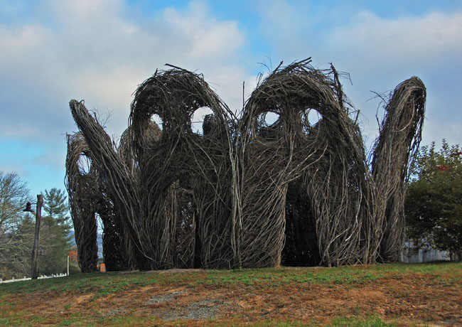 Do Tell Sculpture - The Bascom Center for the Visual Arts, North Carolina